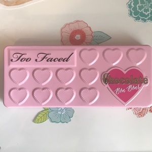 Too faced chocolate bon bons palette!